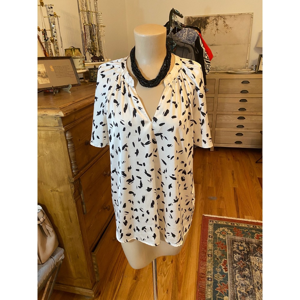 Eclair‎ Women's White Black Brushstroke Print V Neck Short Sleeve Top Shirt L